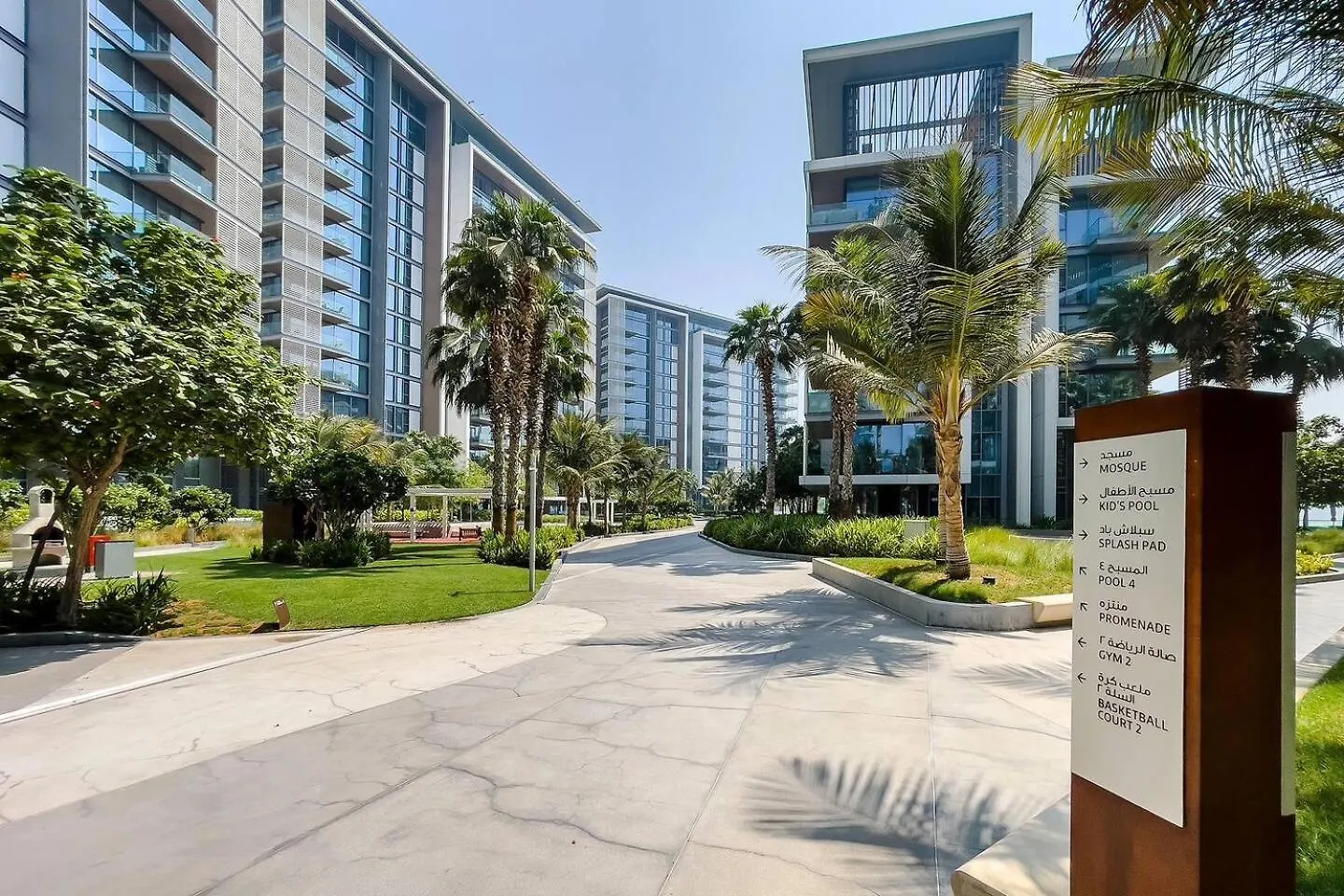 Bluewaters Sea View 2Br Pool & Gym & Beachfront Dubai